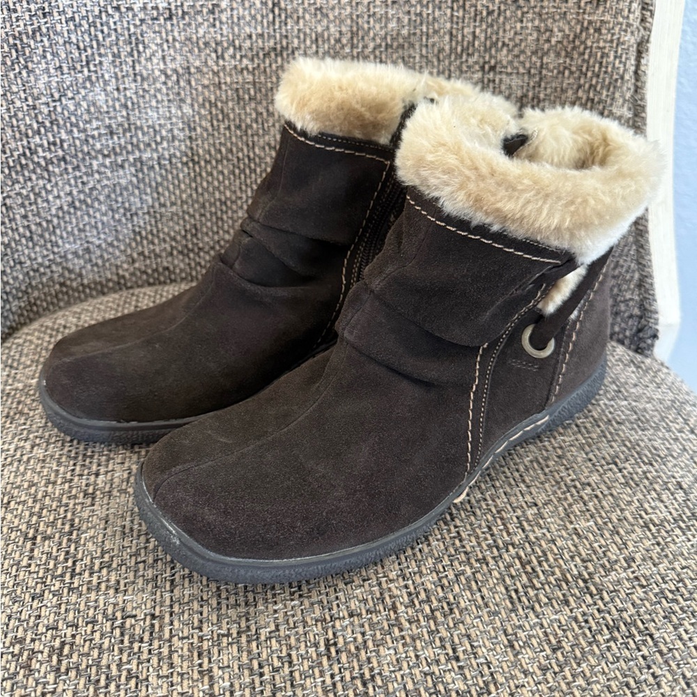 BareTraps Leanna Brown Suede Ankle Boots Size 8.5M